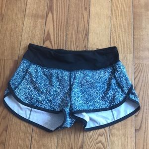 Lululemon Speed Up Short 2.5”